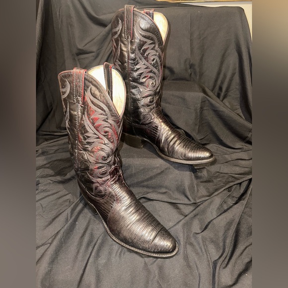 ⭐️FALL SALE ⭐️ Dan Post Handmade Boots. Burgundy/Black Leather & Lizard .sz 10 - Picture 1 of 14